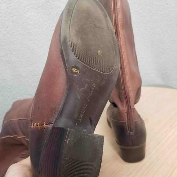 ARTURO CHIANG Women's Size 7.5M Leather Riding Boot - Picture 7 of 10